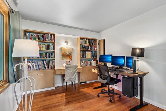 1210 E Broadway, Waukesha, WI 53186