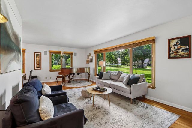 1210 E Broadway, Waukesha, WI 53186