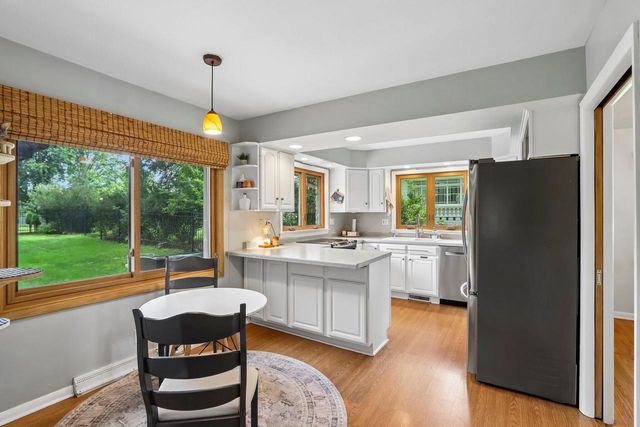 1210 E Broadway, Waukesha, WI 53186