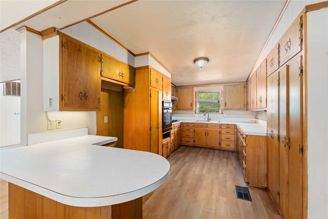 1025 S South US Highway 281, Stephenville, TX 76401