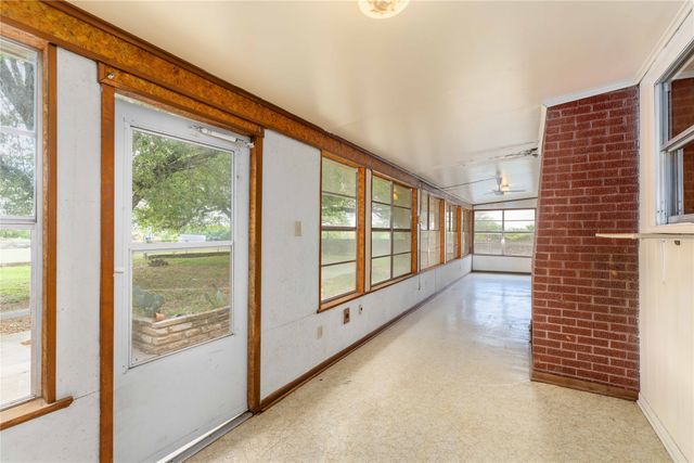 1025 S South US Highway 281, Stephenville, TX 76401