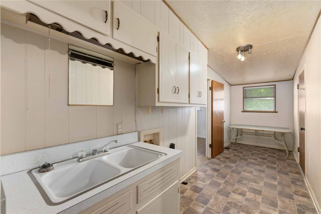 1025 S South US Highway 281, Stephenville, TX 76401