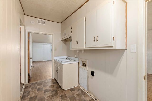 1025 S South US Highway 281, Stephenville, TX 76401