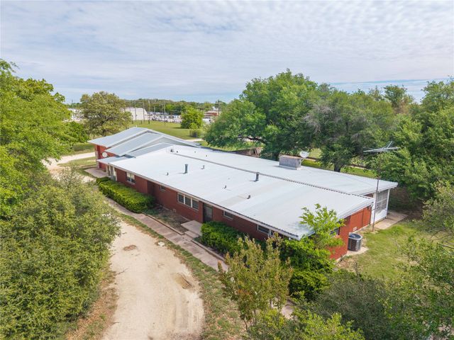 1025 S South US Highway 281, Stephenville, TX 76401