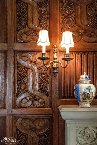 257 Ridge Road, Grosse Pointe Farms, MI 48236