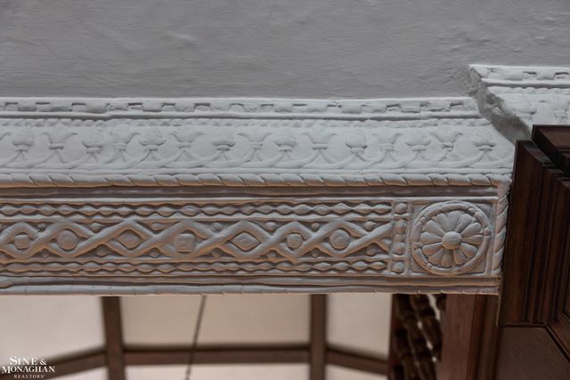 257 Ridge Road, Grosse Pointe Farms, MI 48236