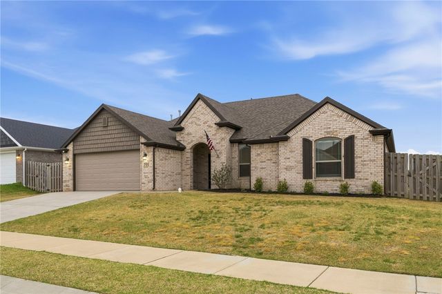 701 Tiger Eye Avenue, Lowell, AR 72745