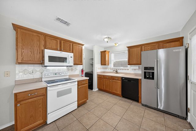 6018 Wood Bayou, San Antonio, TX 78249