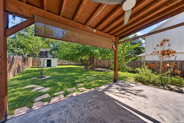 6018 Wood Bayou, San Antonio, TX 78249