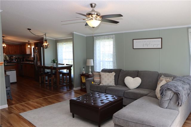 6351 Pebble Brook Lane, Williamson, NY 14589