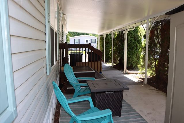 6351 Pebble Brook Lane, Williamson, NY 14589