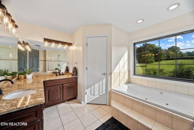 2120 Scott Lane, Knoxville, TN 37922