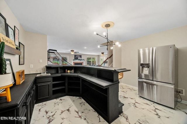 2120 Scott Lane, Knoxville, TN 37922