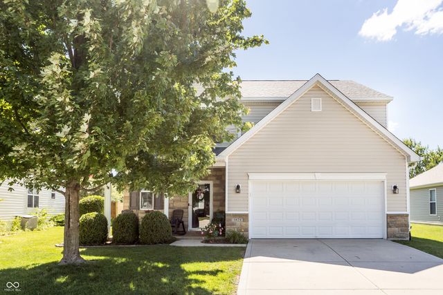 3824 Dusty Sands, Whitestown, IN 46075