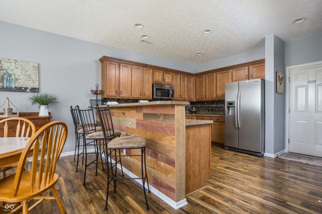 3824 Dusty Sands, Whitestown, IN 46075