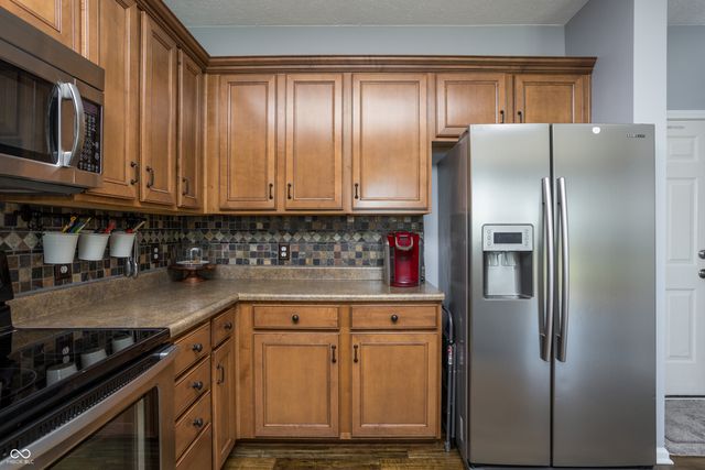 3824 Dusty Sands, Whitestown, IN 46075