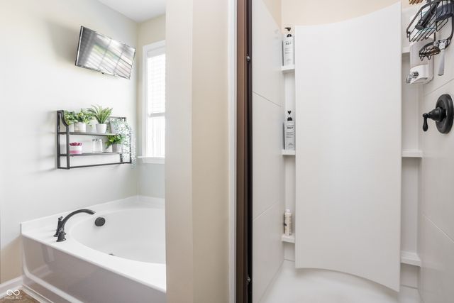 3824 Dusty Sands, Whitestown, IN 46075