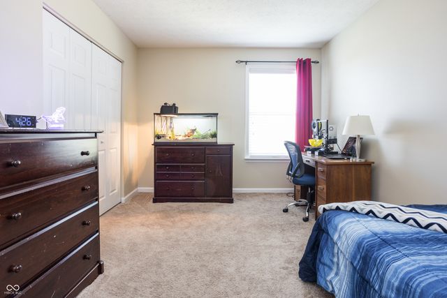 3824 Dusty Sands, Whitestown, IN 46075