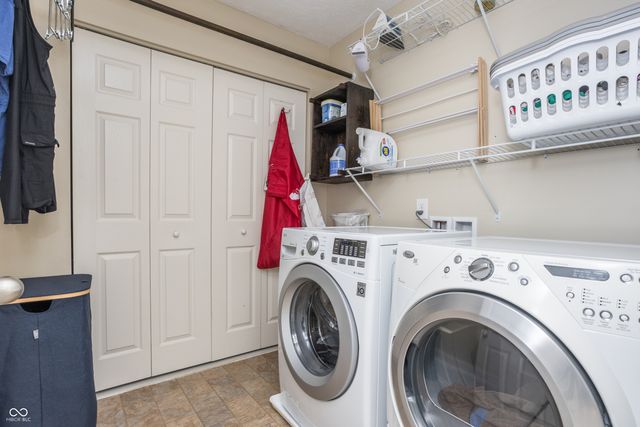 3824 Dusty Sands, Whitestown, IN 46075