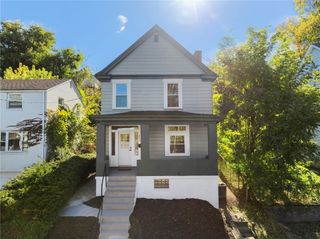 2033 Plainview Ave, Brookline, PA 15226
