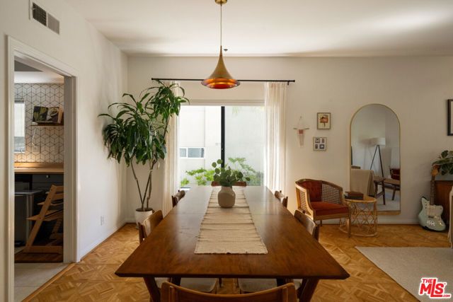 1539 Greenfield Avenue 102, Los Angeles, CA 90025