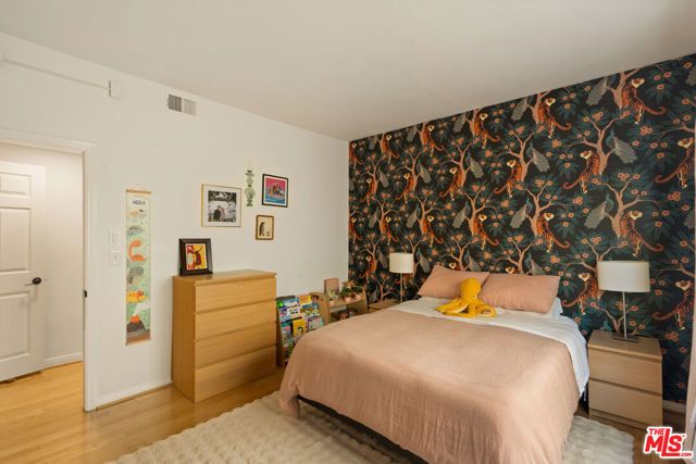 1539 Greenfield Avenue 102, Los Angeles, CA 90025