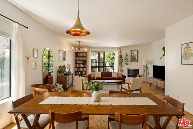 1539 Greenfield Avenue 102, Los Angeles, CA 90025