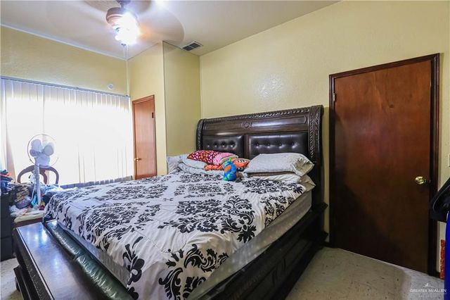 1134 S Browne Avenue, Brownsville, TX 78521