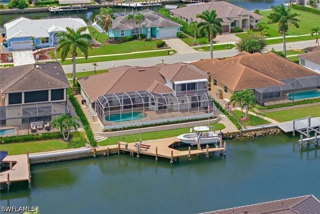 251 Seminole CT, Marco Island, FL 34145