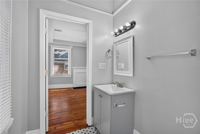 535 E 37th Street, Savannah, GA 31401