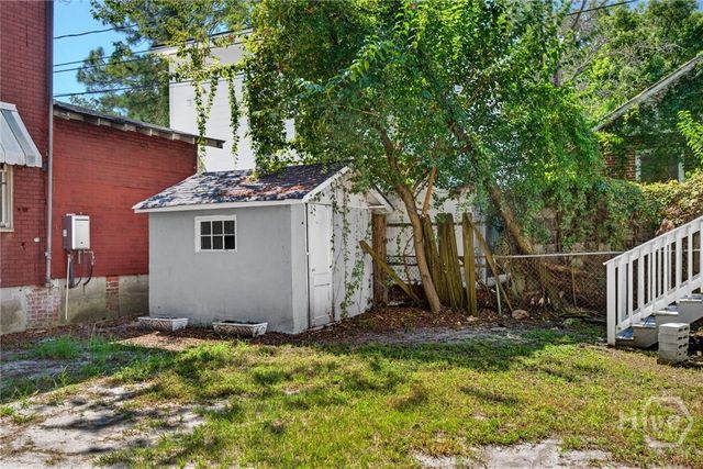 535 E 37th Street, Savannah, GA 31401