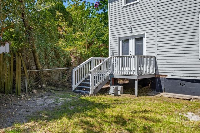 535 E 37th Street, Savannah, GA 31401