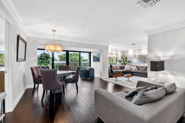 4290 Deste Court 303, Lake Worth, FL 33467