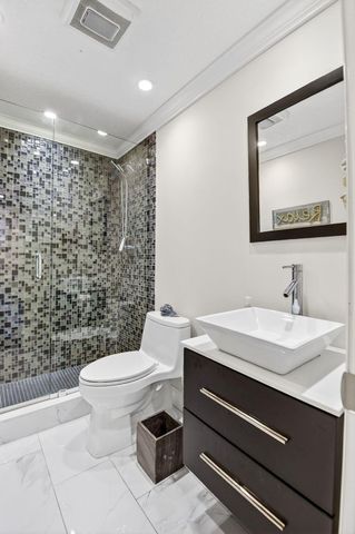 4290 Deste Court 303, Lake Worth, FL 33467