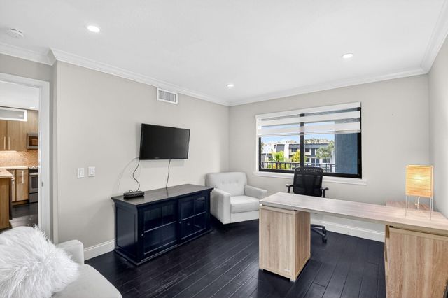 4290 Deste Court 303, Lake Worth, FL 33467