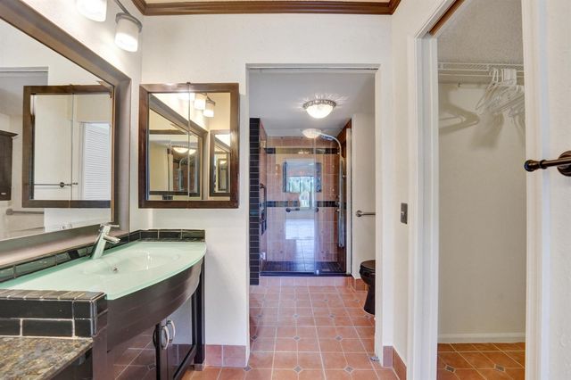 5306 Cedar Lake Drive 201, Boynton Beach, FL 33437