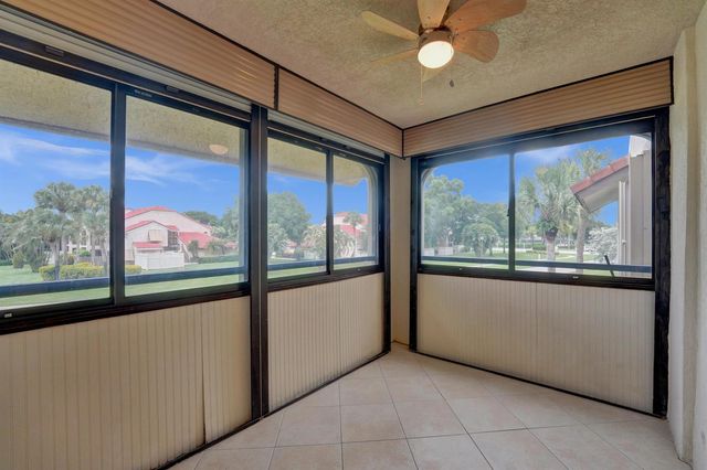 5306 Cedar Lake Drive 201, Boynton Beach, FL 33437