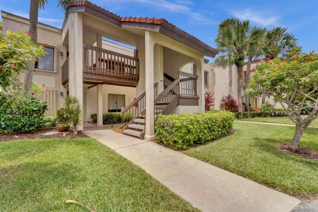 5306 Cedar Lake Drive 201, Boynton Beach, FL 33437