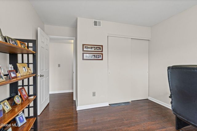 4 Deerfield Drive, Cohoes, NY 12047