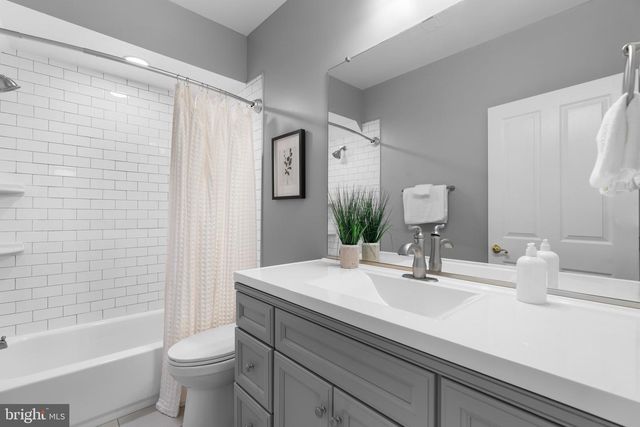 2333 CAMBRIDGE WALK, Baltimore, MD 21224