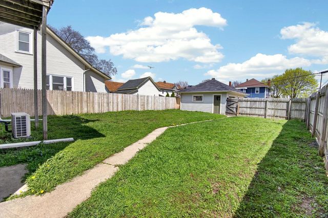 1339 West BOULEVARD, Racine, WI 53405