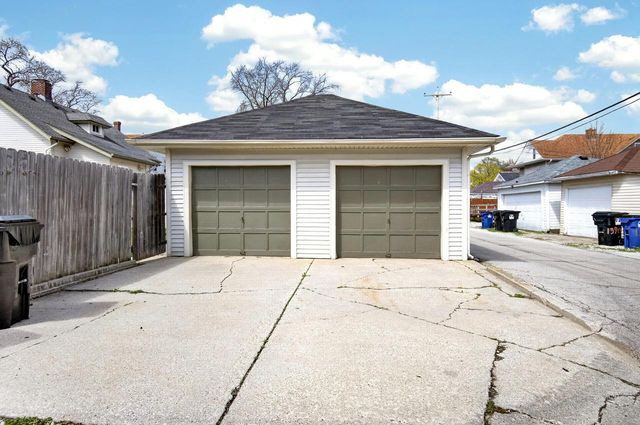1339 West BOULEVARD, Racine, WI 53405