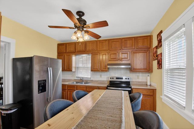 1339 West BOULEVARD, Racine, WI 53405
