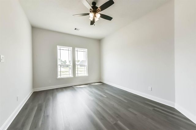 6618 Freret Bayou, Baytown, TX 77523