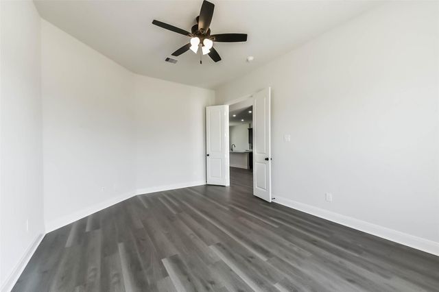 6618 Freret Bayou, Baytown, TX 77523