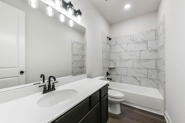 6618 Freret Bayou, Baytown, TX 77523
