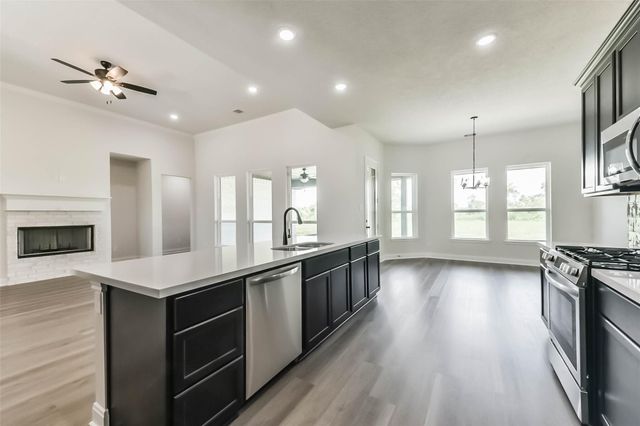 6618 Freret Bayou, Baytown, TX 77523