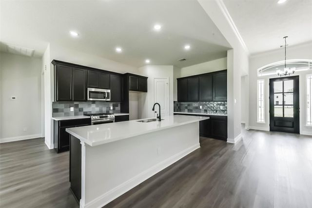 6618 Freret Bayou, Baytown, TX 77523