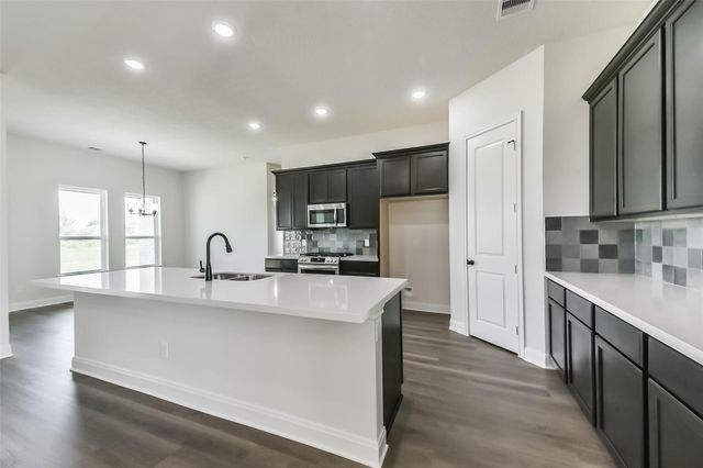 6618 Freret Bayou, Baytown, TX 77523