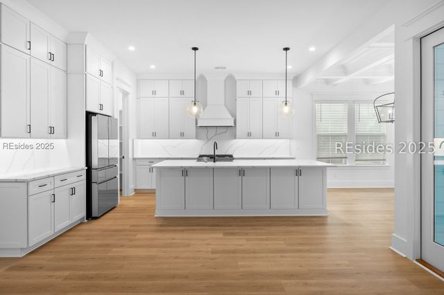 111 Willow Point Rd, Beaufort, SC 29906